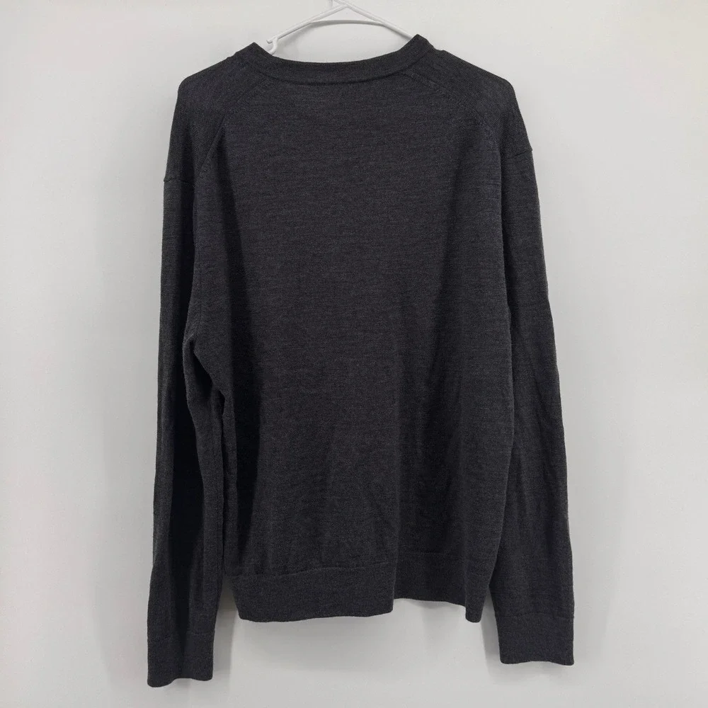Merion Wool Banana Republic Men XL Charcoal Gray V-Neck Sweater Knit Top Classic
